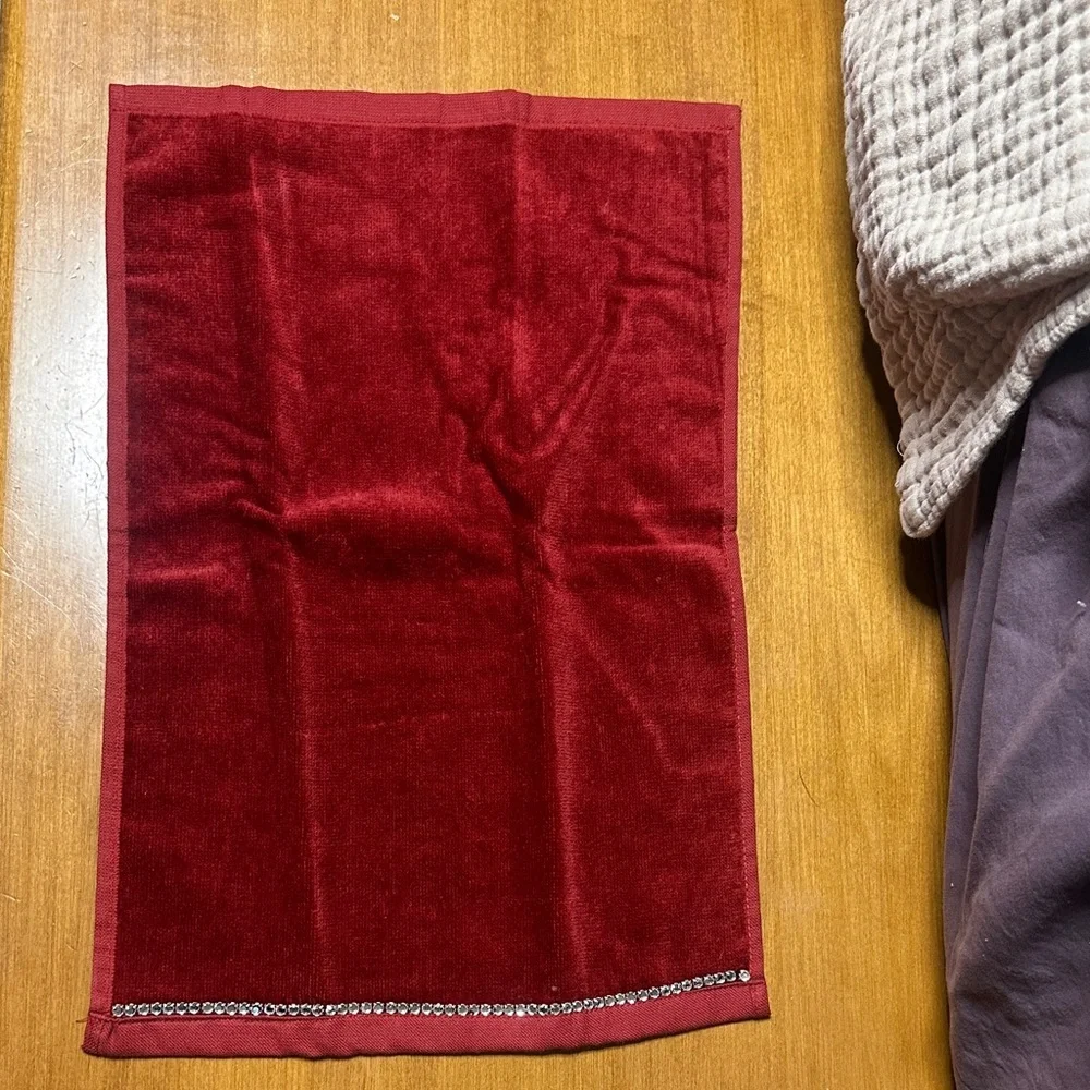 Elegant Burgundy Turkish Cotton Towel Set with Rhinestone Trim NWOT